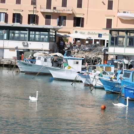 La Maison Sul Porto Bed & Breakfast Anzio Dış mekan fotoğraf